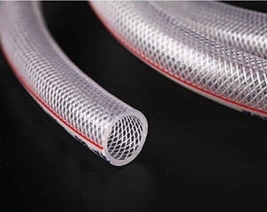 Nicht-Torsie-sichere flexible verstärkte Schlauchwasser PVC geflochten Schlauch für Garten Autowaschen