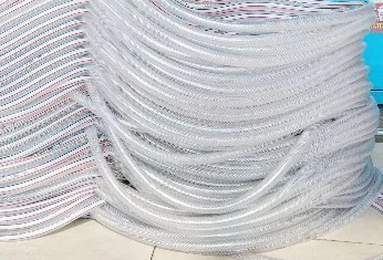 Nicht-Torsie-sichere flexible verstärkte Schlauchwasser PVC geflochten Schlauch für Garten Autowaschen
